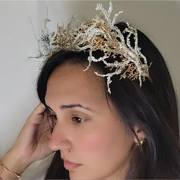 Winter bridal themed tiara headband handmade new wedding - Picture 8 of 9